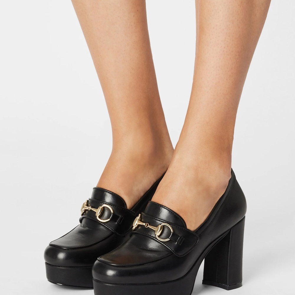 Steve Madden Cinderella Loafer-Black Size 7